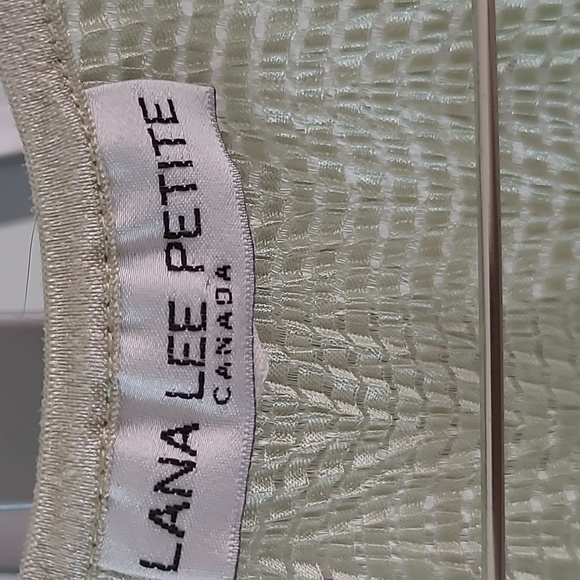 Top by lana lee - Picture 2 of 2